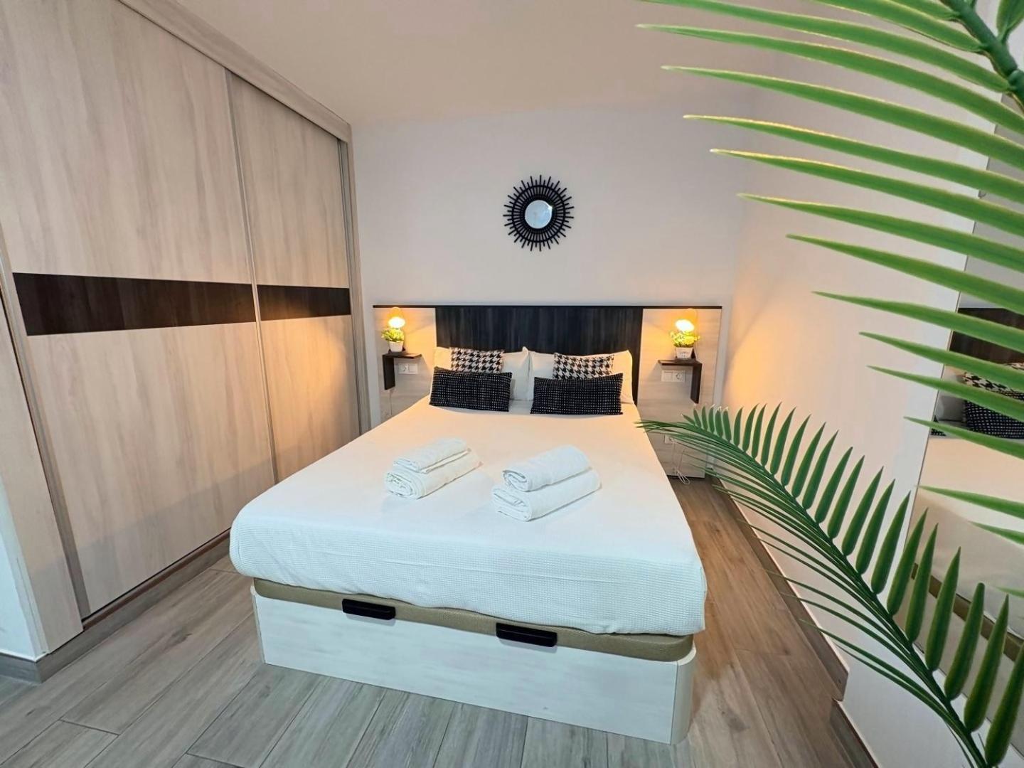 Benahavis Ii Airport Apartment *